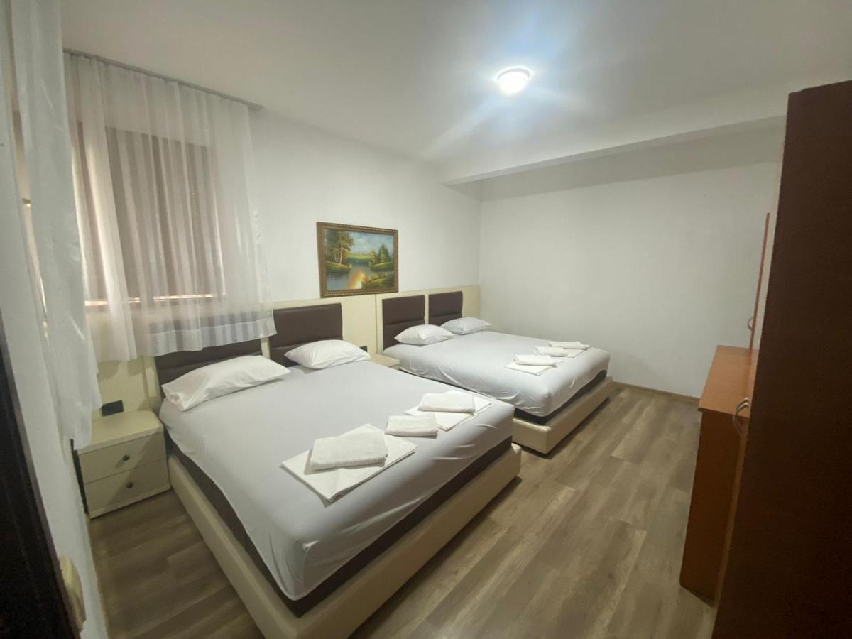 Adriatic Apartments Улцинь Екстер'єр фото