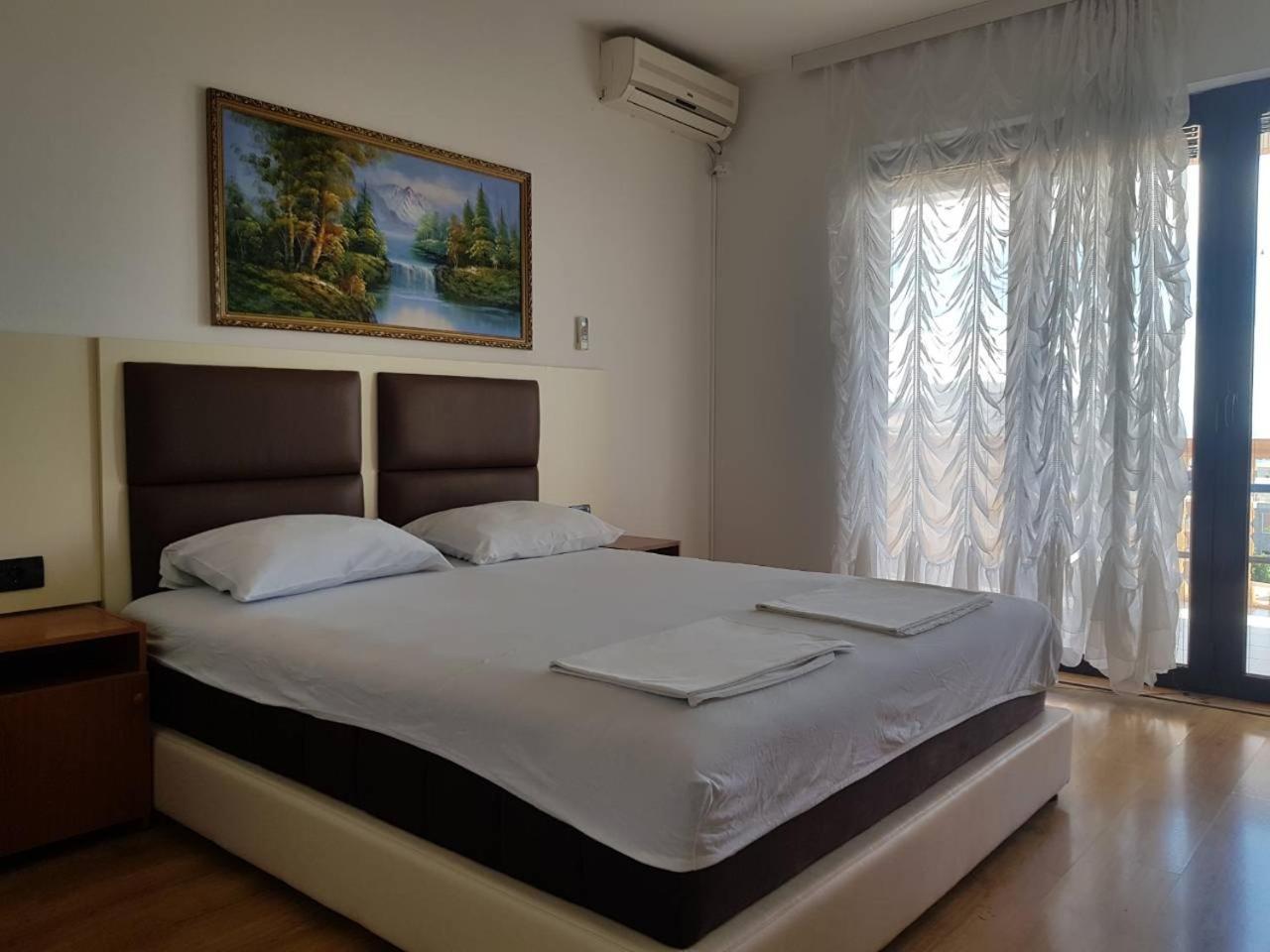 Adriatic Apartments Улцинь Екстер'єр фото